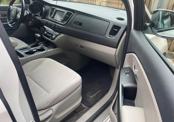 Kia Sedona cena 91900 przebieg: 109500, rok produkcji 2018 z Białystok małe 277